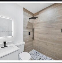 6915 NW 4th Ct in Miami, FL - Building Photo - Building Photo