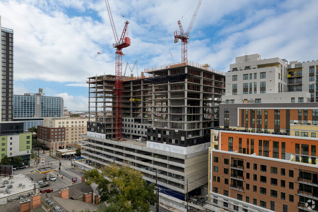 Union on 24th in Austin, TX - Foto de edificio - Building Photo