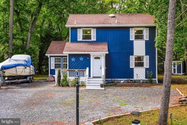 property at 3 Rabbit Run Ln