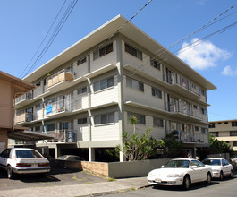 1631 Liholiho St in Honolulu, HI - Building Photo - Building Photo