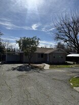 161 Sunrise Dr in Brentwood, CA - Building Photo
