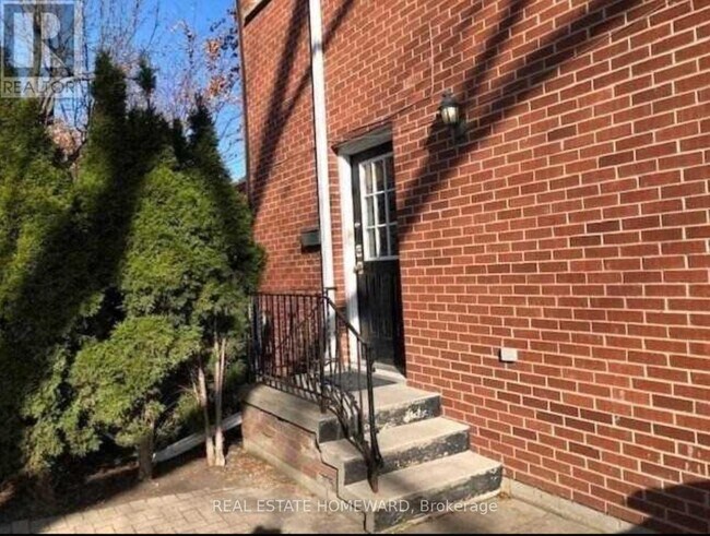 274 Rumsey Rd in Toronto, ON - Building Photo - Building Photo