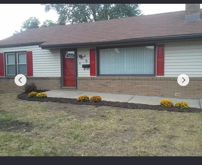 property at 8 NE 64th Ter