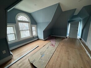 117 Thorndike St in Brookline, MA - Building Photo - Building Photo