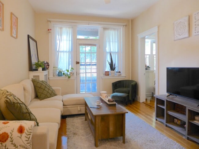 29 Mount Hood Rd