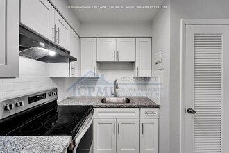 3251 Coral Hills Dr in Coral Springs, FL - Building Photo - Building Photo