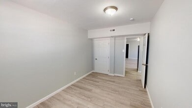 910 Gateway Blvd in Westville, NJ - Building Photo - Building Photo