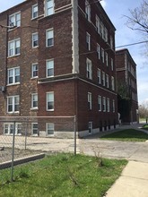 Dexter Apartments in Detroit, MI - Foto de edificio - Building Photo