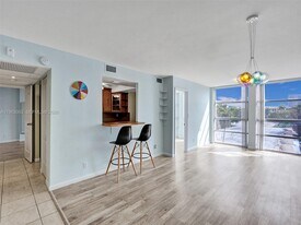 2001 Atlantic Shores Blvd in Hallandale Beach, FL - Building Photo