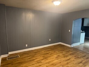 1717 Center St in St. Joseph, MO - Building Photo - Building Photo