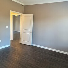 305 Courtland Dr in Dothan, AL - Building Photo - Building Photo