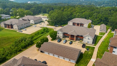 Riverwood in Pleasant Hill, IA - Foto de edificio - Building Photo