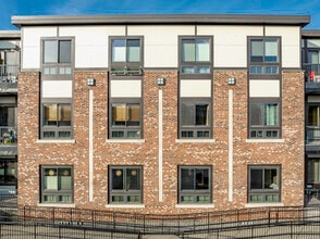 20 South Avenue Condominiums in Natick, MA - Foto de edificio - Building Photo