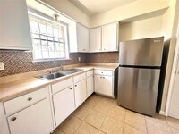 3514 Sparrow St photo'