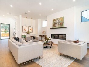 507 Deep Eddy Ave in Austin, TX - Building Photo - Building Photo