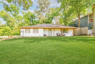3422 Rustling Pines St in Spring, TX - Building Photo