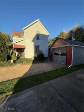 450 E 5th St in Dover, OH - Building Photo - Building Photo