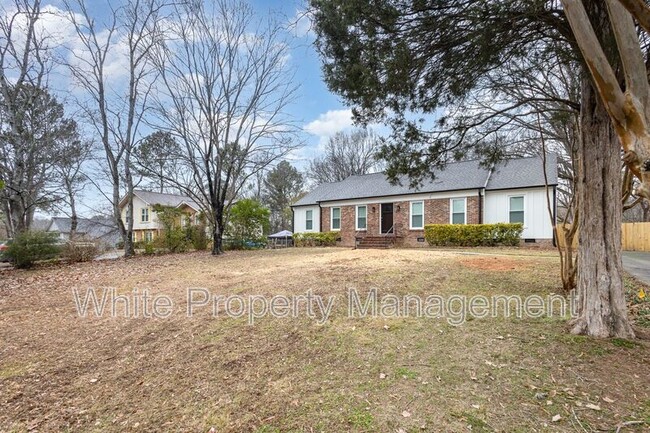 1627 Bonnie Ln in Charlotte, NC - Building Photo - Building Photo