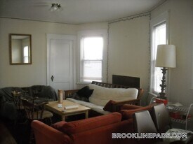 785 Washington St in Brookline, MA - Building Photo