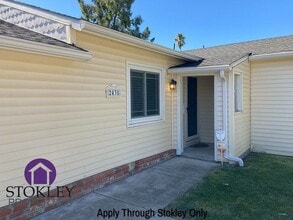 2438 Upland Dr in Concord, CA - Building Photo - Building Photo