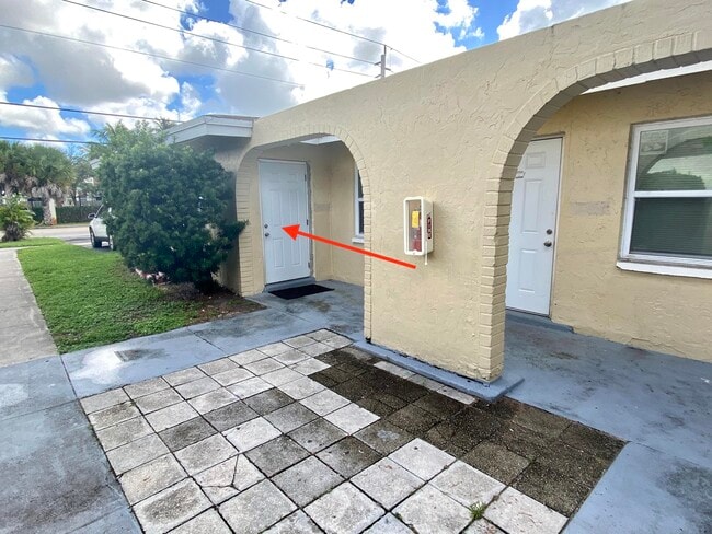 1767 NW 55th Ave in Lauderhill, FL - Building Photo - Building Photo