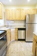 1415 Commonwealth Ave, Unit #504 in Boston, MA - Foto de edificio - Building Photo