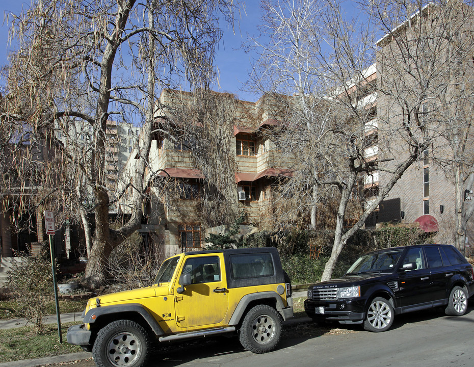 Washington Irving in Denver, CO - Building Photo