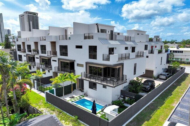 820 NE 2nd St in Fort Lauderdale, FL - Building Photo - Building Photo