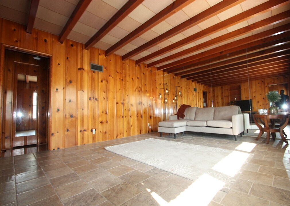 3716 Glendon Ave, Unit 3716 in Los Angeles, CA - Building Photo