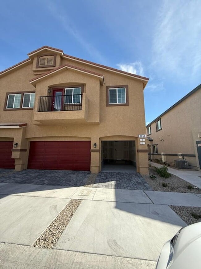 7850 Aurora Sky St in North Las Vegas, NV - Building Photo - Building Photo