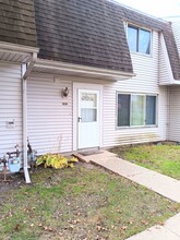 367 E 59th Pl in Merrillville, IN - Building Photo - Building Photo