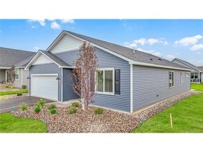 2149 Westpointe Dr in Hastings, MN - Building Photo - Building Photo