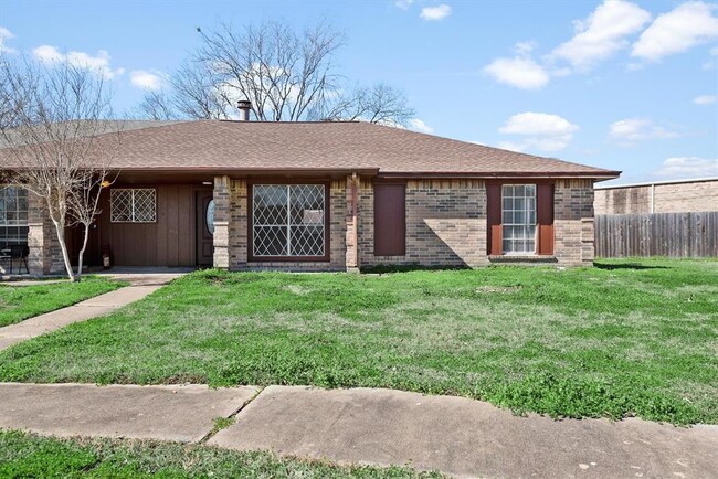 property at 3706 Westmeadow Dr