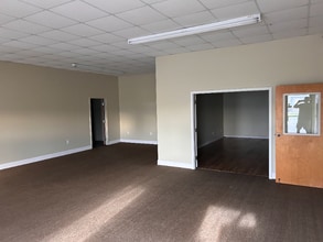 102 Cloverdale Rd in Glennville, GA - Building Photo - Building Photo
