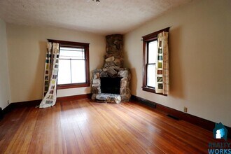 338 S 25th St in Lincoln, NE - Building Photo - Building Photo