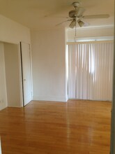 836 S Park View St in Los Angeles, CA - Foto de edificio - Building Photo