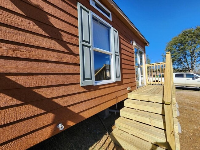 140 Holy Temple St in Caldwell, TX - Building Photo - Building Photo