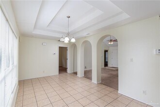 17 Yary Dr in Edinburg, TX - Building Photo - Building Photo