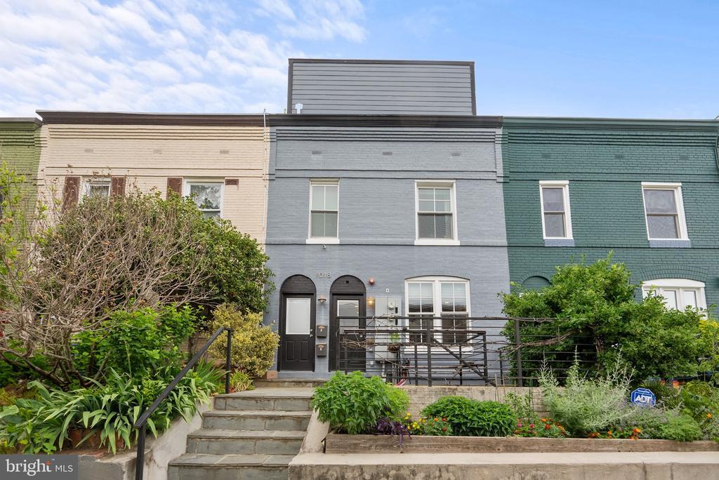 1018 13th St SE in Washington, DC - Building Photo