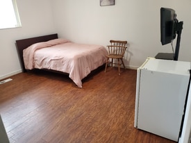 627 Sir Michael Dr in Salt Lake City, UT - Building Photo