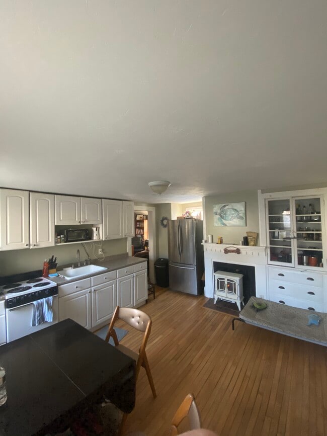 41 Wilkins St, Unit 1