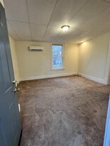 1701 Grove Ave in Radford, VA - Building Photo