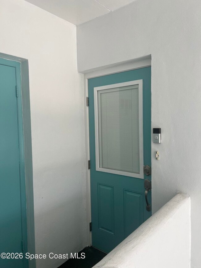 8401 N Atlantic Ave in Cape Canaveral, FL - Foto de edificio - Building Photo