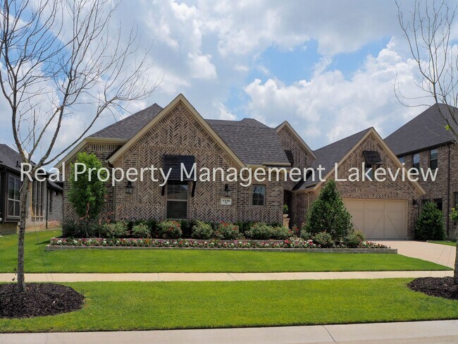 1310 Sunflower Ave in Bartonville, TX - Building Photo - Building Photo
