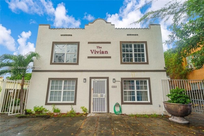 property at 963 SW 6th St