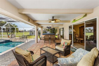 11958 Royal Tee Cir in Cape Coral, FL - Building Photo - Building Photo
