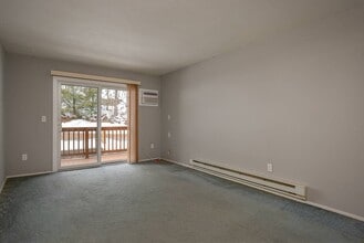 219 Fox Run Ln in Carmel, NY - Building Photo - Building Photo