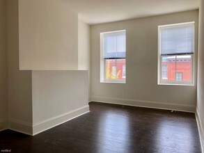 930 N Calvert St in Baltimore, MD - Building Photo - Building Photo