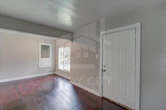 3422 Kinnear Ave in Indianapolis, IN - Building Photo - Building Photo