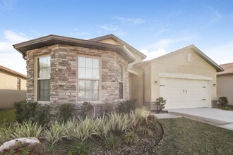 1880 Cayman Cove Cir in St. Cloud, FL - Building Photo - Building Photo